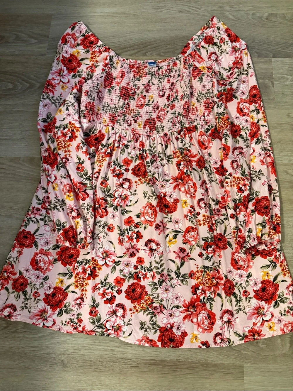 FREE with bundle 
Old Navy Pink Floral Smocked Long-Sleeve Dress - Picture 2 of 7